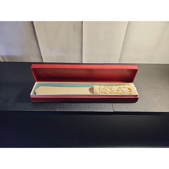 Vintage Paper Knife USSR Letter Opener SOVIET Russia 1975 Carved Celluloid Ivory - Picture 1 of 7